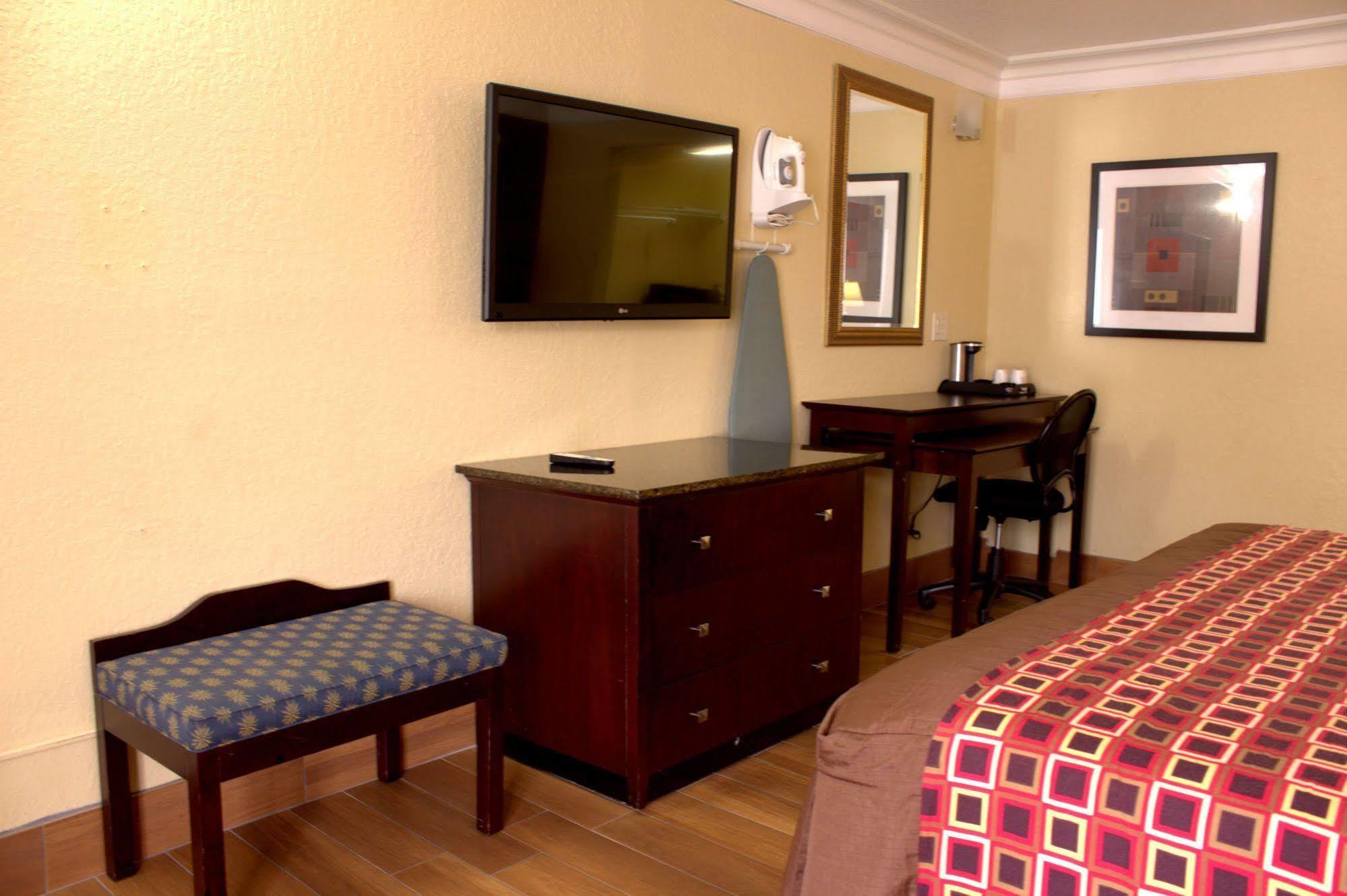 Polynesian Inn Saint Cloud Dış mekan fotoğraf