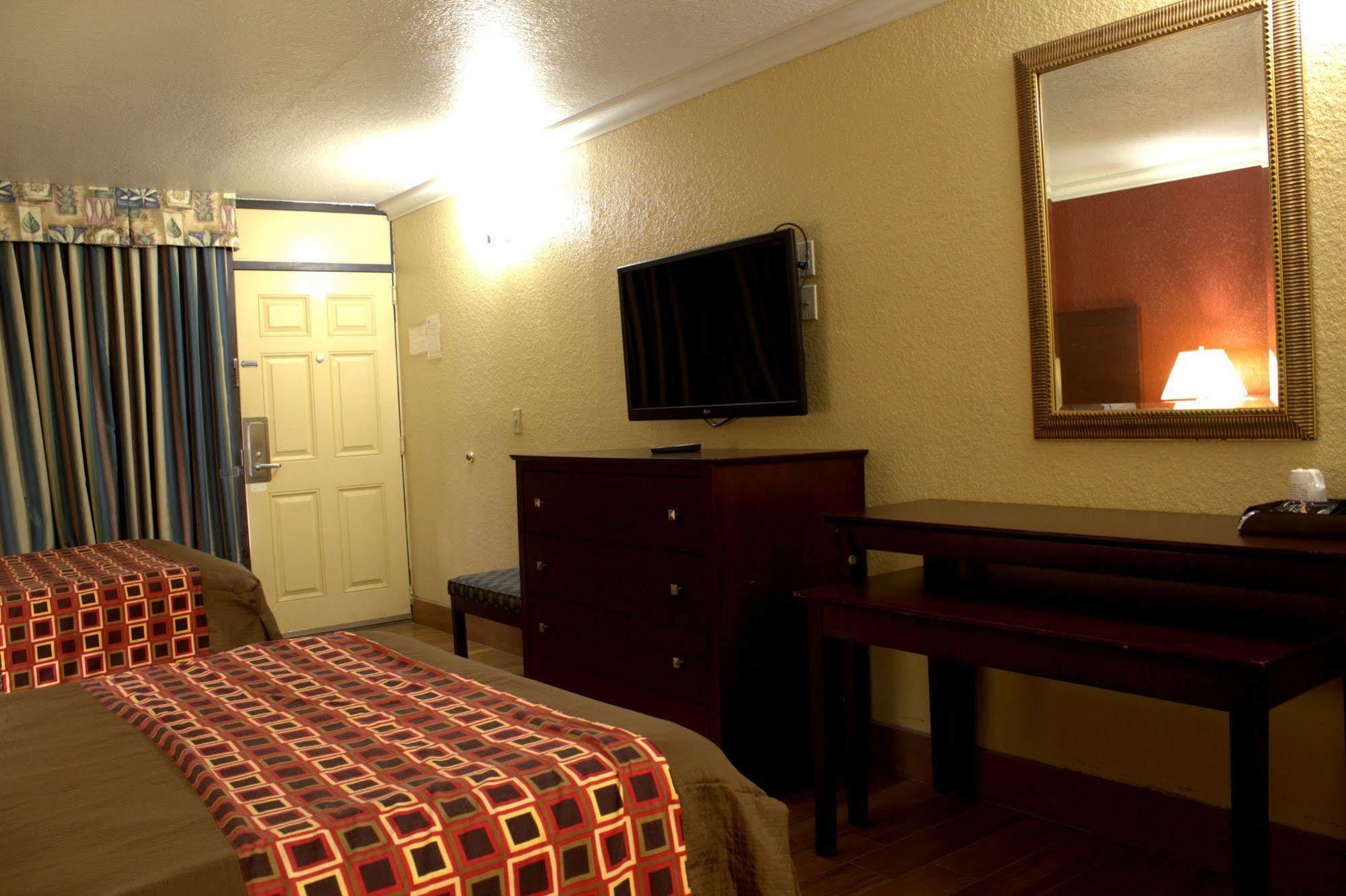 Polynesian Inn Saint Cloud Dış mekan fotoğraf
